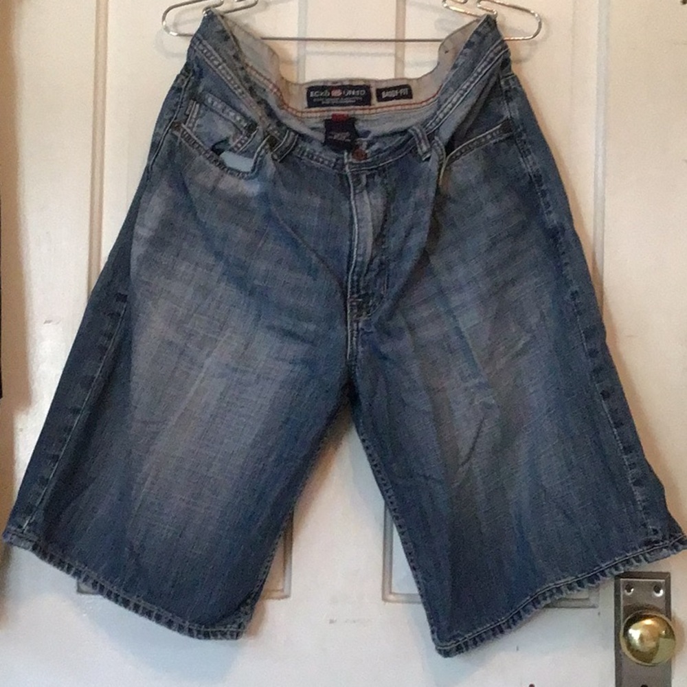 Ecko unlimited baggy fit 80’s Jean shorts!